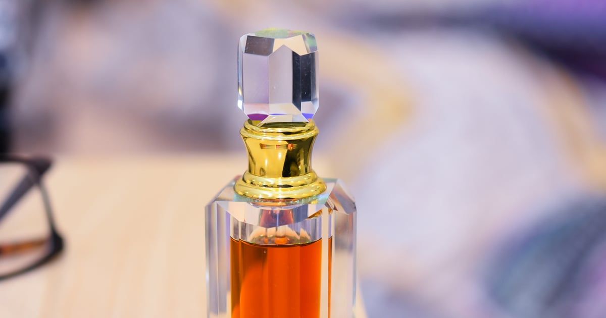 السعودية.. 3 مسنين يخطفون الأضواء بإعلان عطور طريف (فيديو)