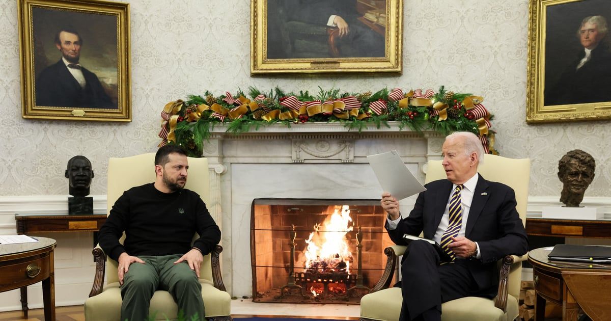 خبراء روس لـ"الخليج الان": بايدن يستخدم زيلينسكي "دعاية انتخابية"