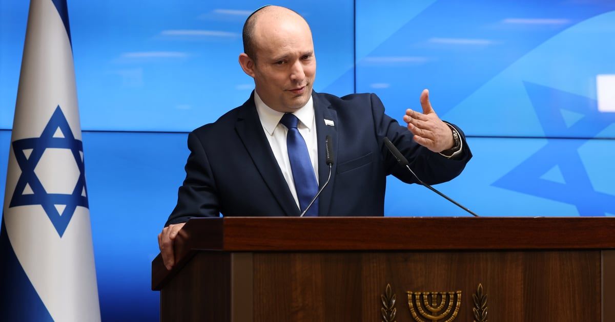 بينيت: السنوار يمارس "تكتيك القط والفأر" مع إسرائيل