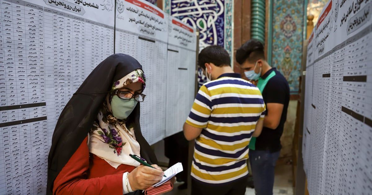 رئاسة إيران.. تحالف متوقع بين "المرشحين الحكوميين" للتوافق على أحدهم