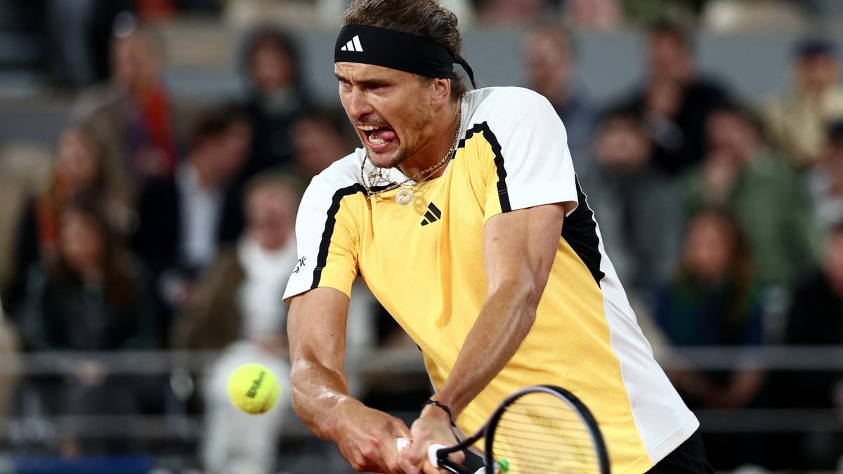 زفيريف يتأهل لنصف نهائي رولان غاروس على حساب دي مينو