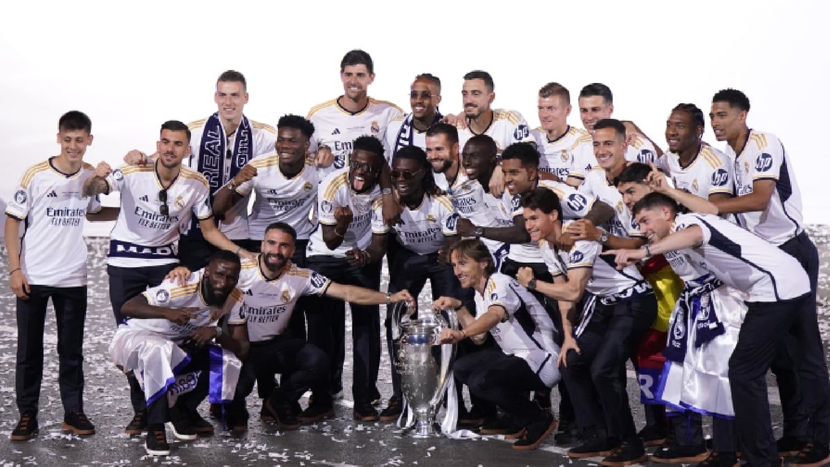 رئيس برشلونة السابق يسخر من احتفالات ريال مدريد (فيديو)