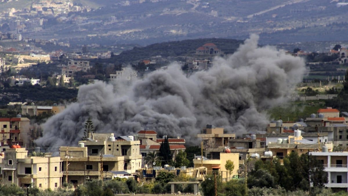 بلومبيرغ: "حرب شاملة" تنتظر "حزب الله" وإسرائيل