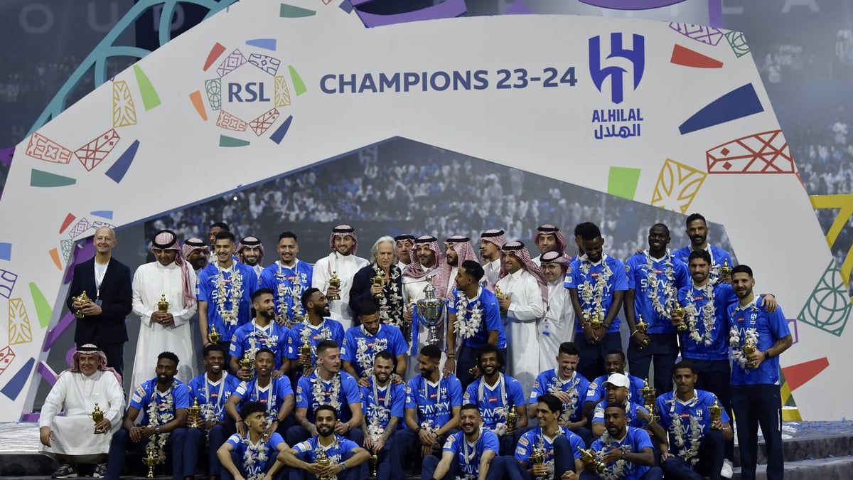 صراع برازيلي مشتعل للفوز بخدمات نجم الهلال السعودي
