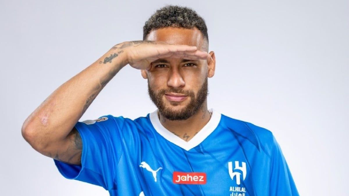 سانتوس البرازيلي يحسم موقفه من صفقة نيمار