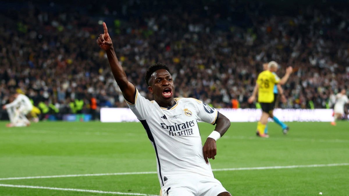 صورة كرتونية تثير غضب فينيسيوس على متابعيه بمنصة "إكس"