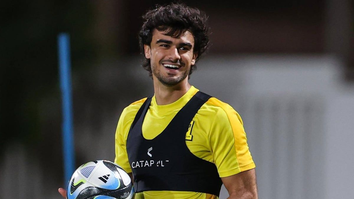 فرصة إنجليزية للتخلص من محترف الاتحاد السعودي