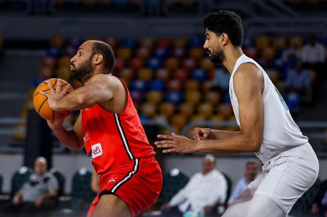 الأهلي يهزم الاتحاد ويشعل نهائي دوري السلة المصري (فيديو)