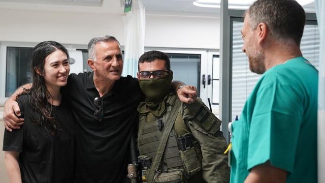 خبراء: نتنياهو حقق "مكاسب سياسية" من عملية تحرير الرهائن