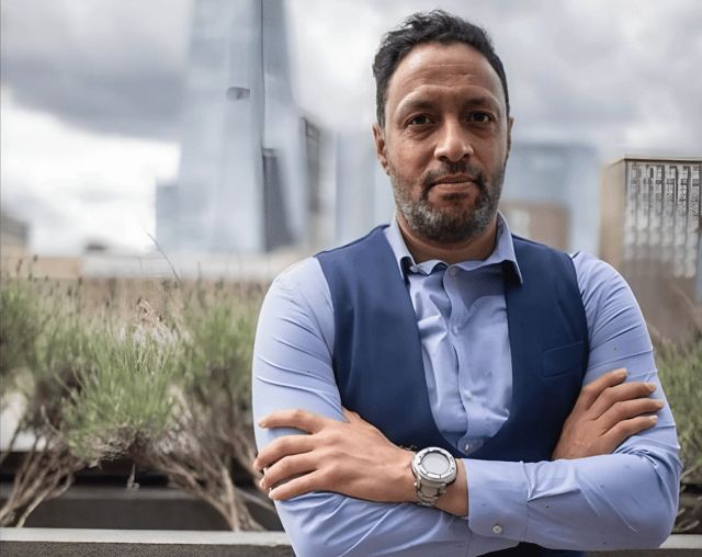 ممثل مصري يكشف لـ"الخليج الان" تطابق حمضه النووي مع رمسيس الثاني