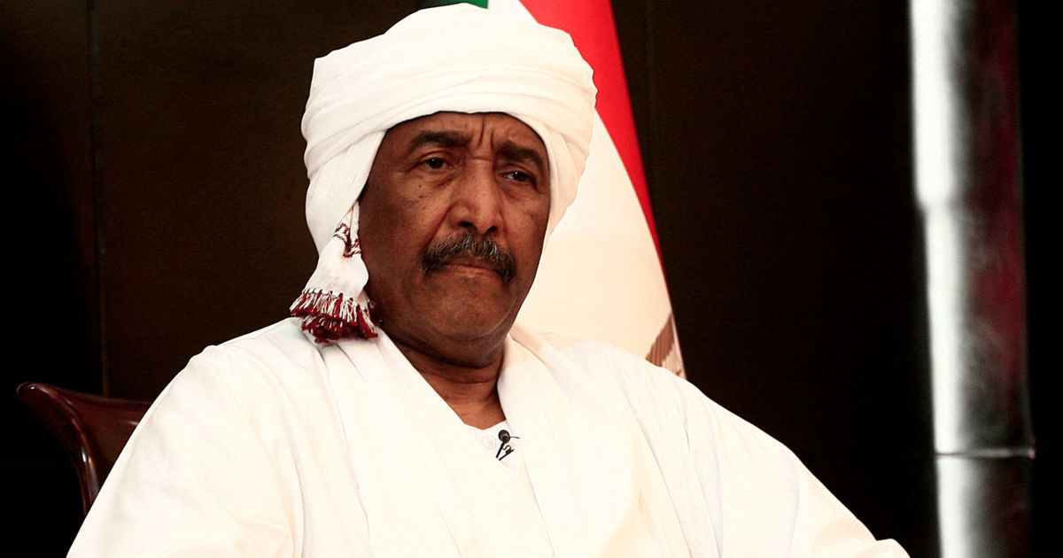 سر الزيارة "المريبة" لمالي و النيجر.. البرهان "يتسلّح" بذهب السودان