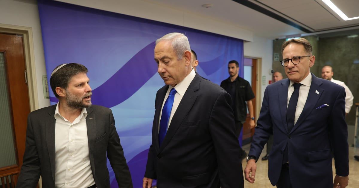 هل تستطيع المعارضة الإسرائيلية بناء تحالف يسقط نتنياهو؟