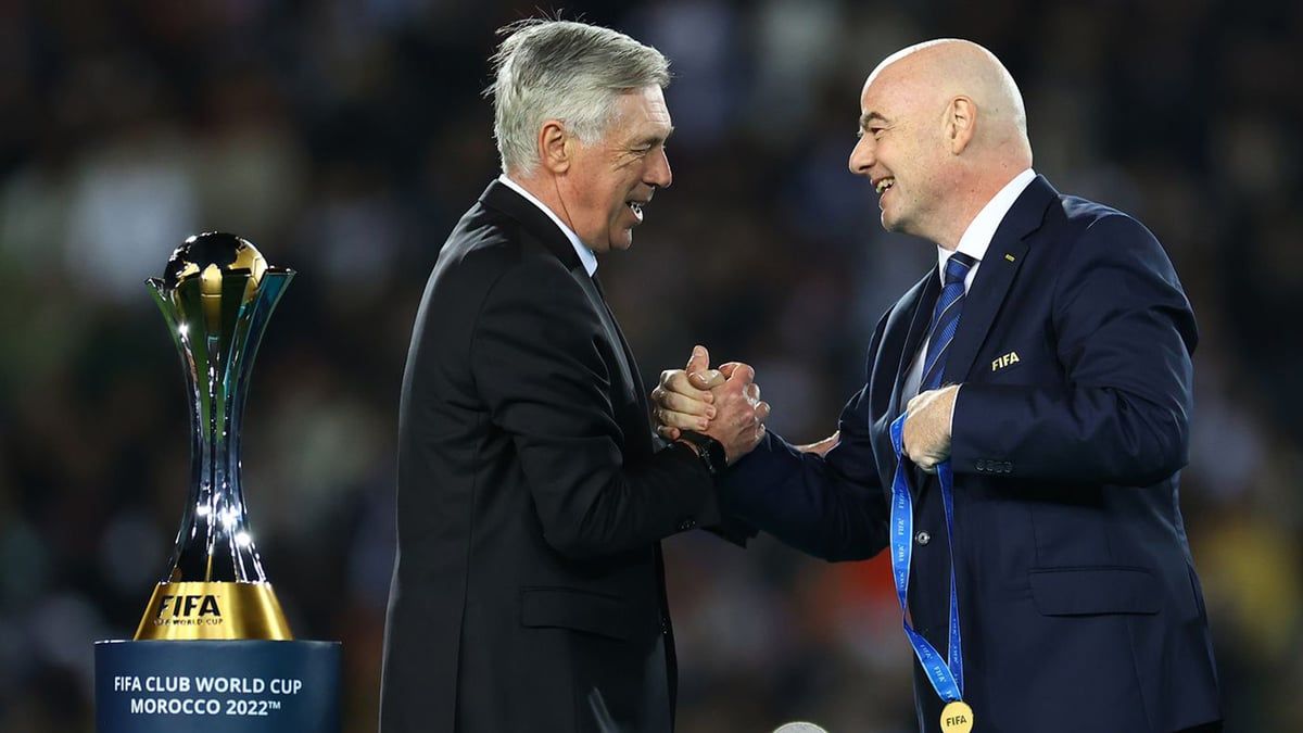 أنشيلوتي يتراجع عن تصريحاته بشأن كأس العالم للأندية