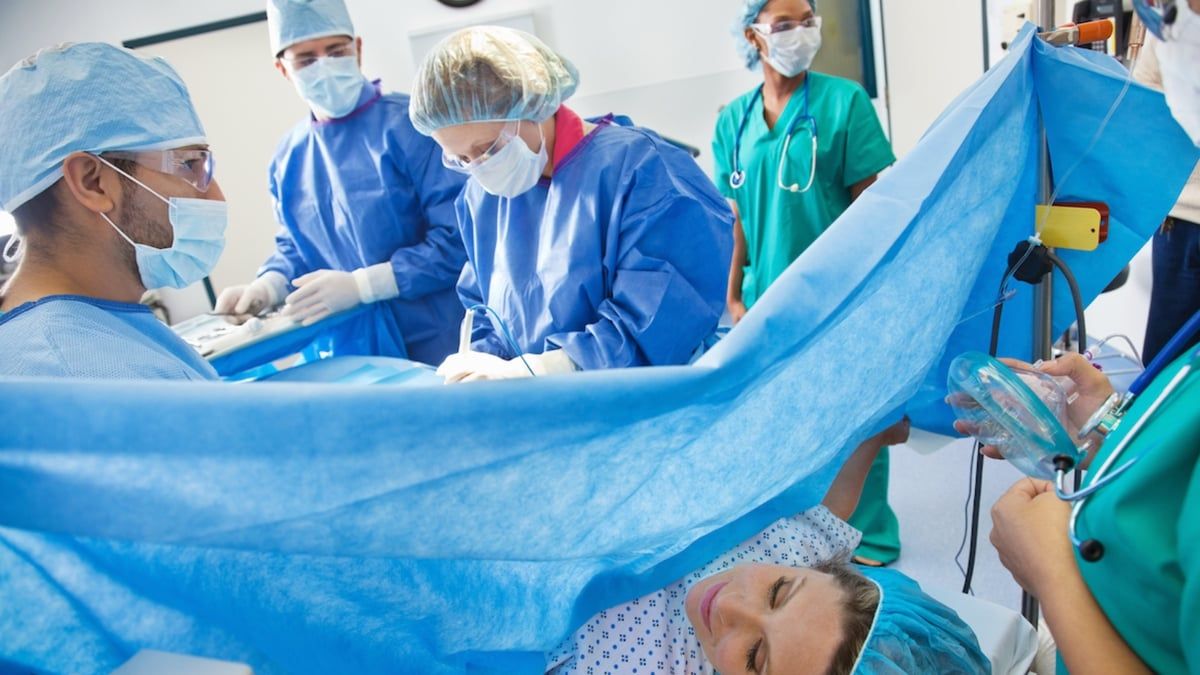 دراسة: أطباء النسائية يتعرضون للتحرش والتحيز الجنسي