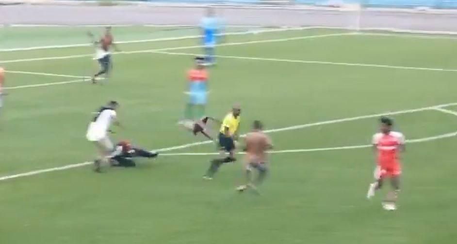 مقتل حكم على يد جماهير غاضبة في كأس الكونغو