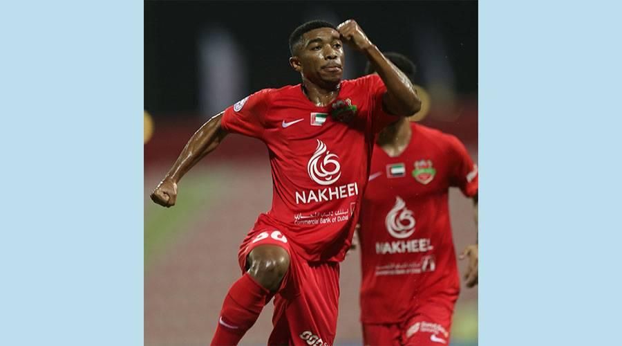 سباق ثلاثي على بيليه