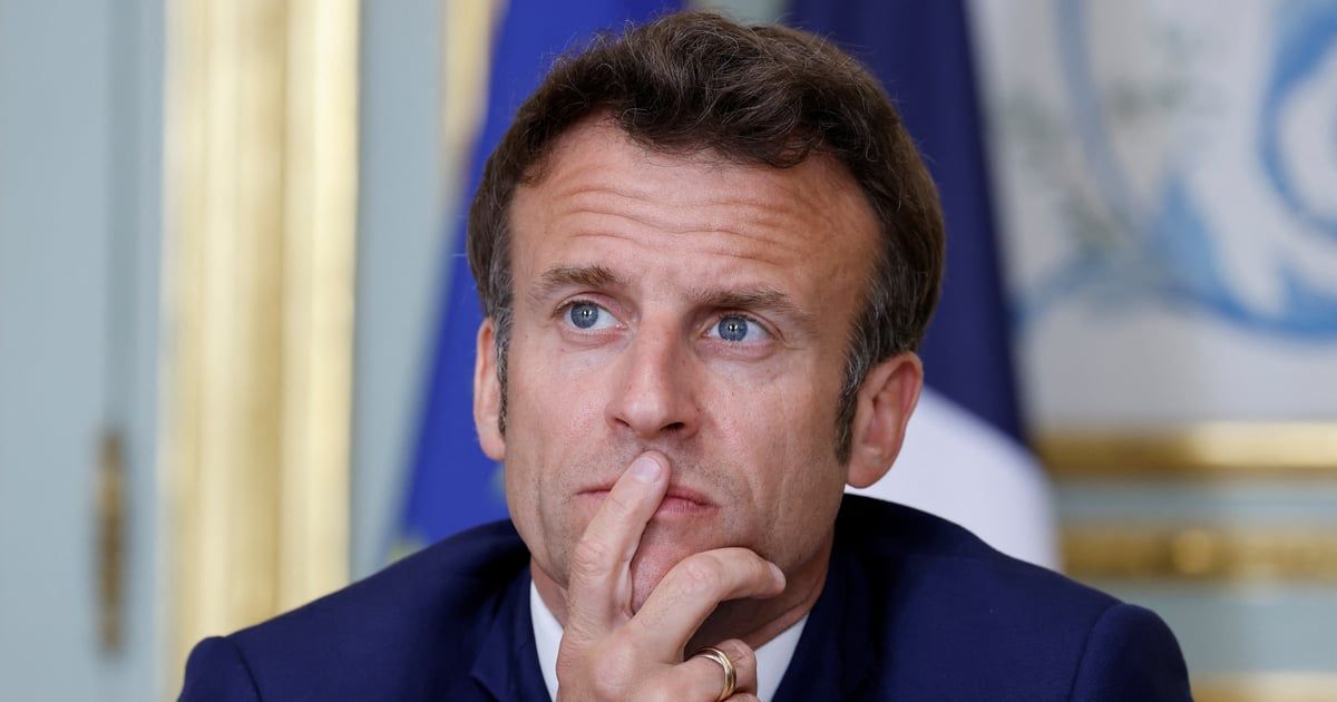 "شبح" سيناريو شيراك يلاحقه.. هل لعب ماكرون بالنار؟