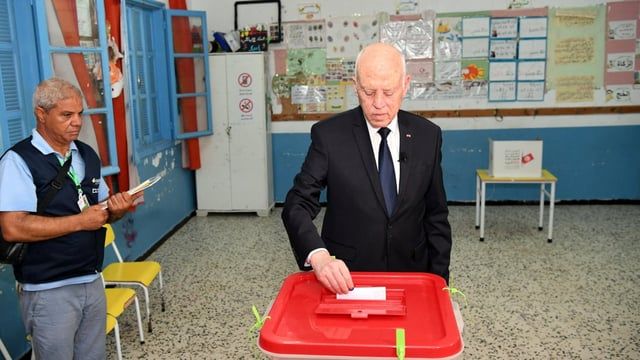 مع اقتراب الانتخابات الرئاسية.. هل تعيد تونس إحياء المحكمة الدستورية؟