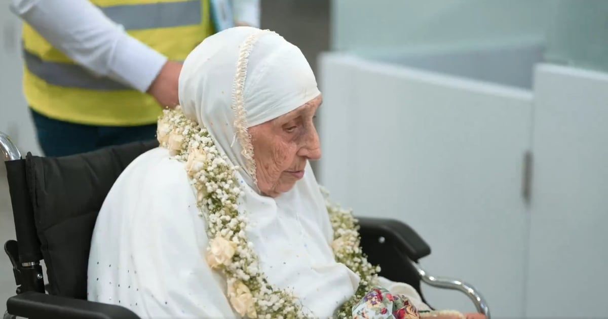 جزائرية بعمر 130 سنة.. أكبر حاجة تؤدي المناسك هذا العام (فيديو)