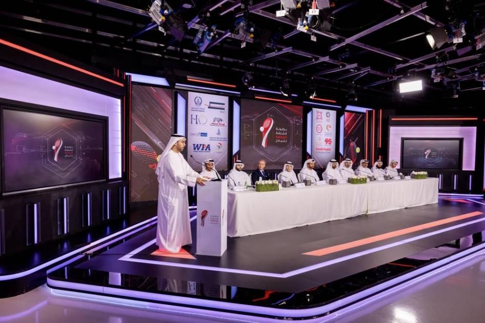 450 لاعباً في بطولة الشارقة الرياضية للبادل تنس