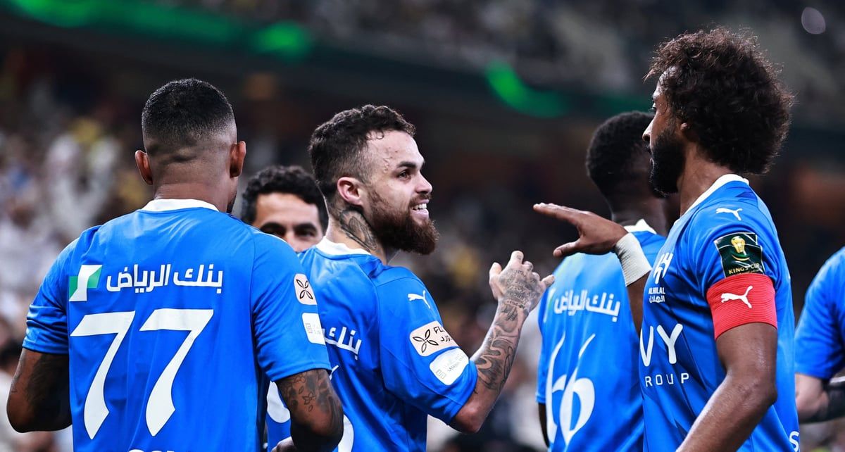 تفوق على نجمي الريال وليفربول.. لاعب الهلال السعودي يحطم رقما قياسيا عالميا