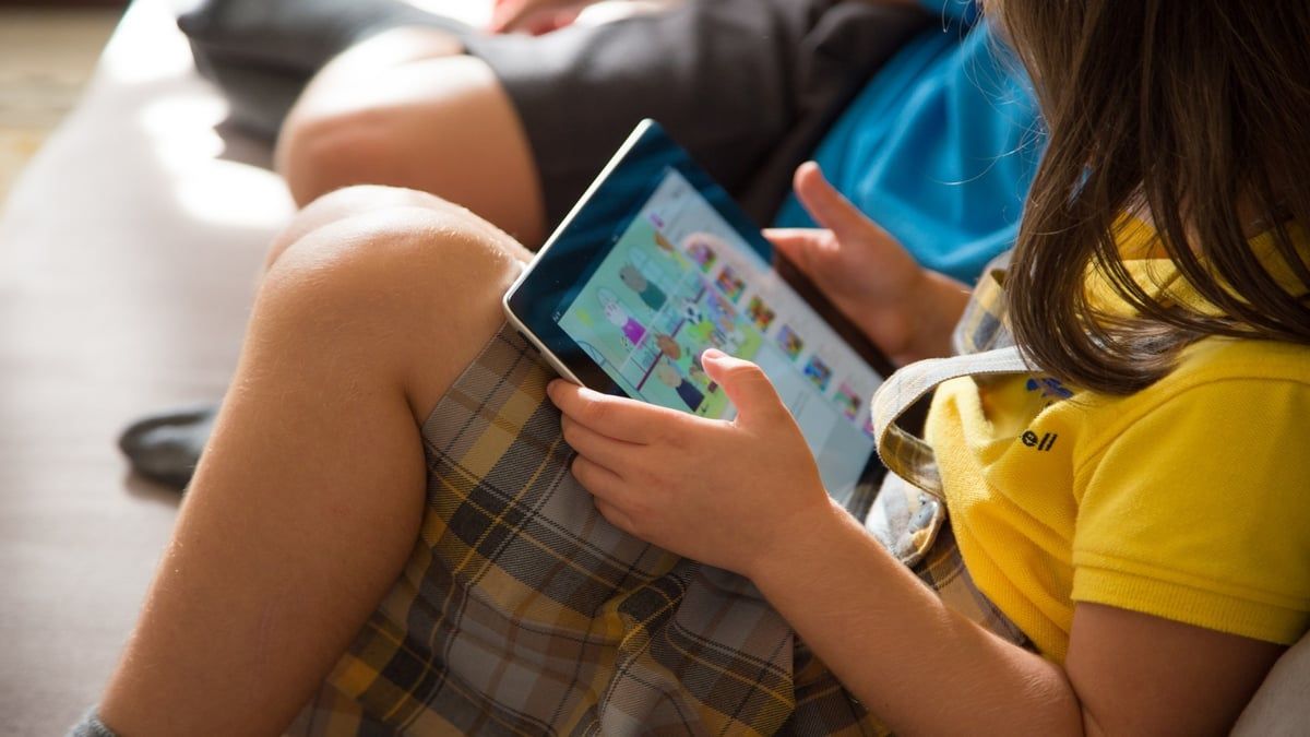 "حماية للخصوصية".. دول أوروبية تعيق مشروعا يكافح استغلال الأطفال جنسيًّا