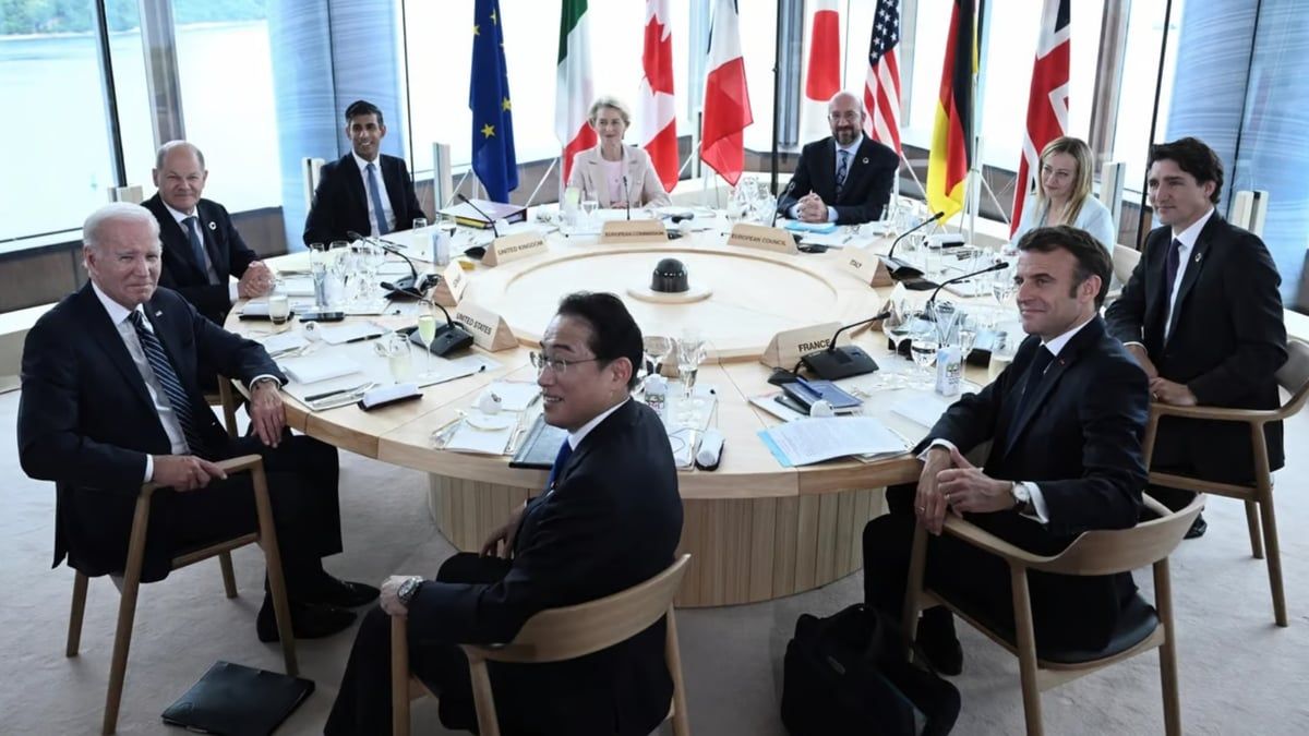 خبراء: واشنطن تورط أوروبا بحرب اقتصادية "مستعرة" مع موسكو