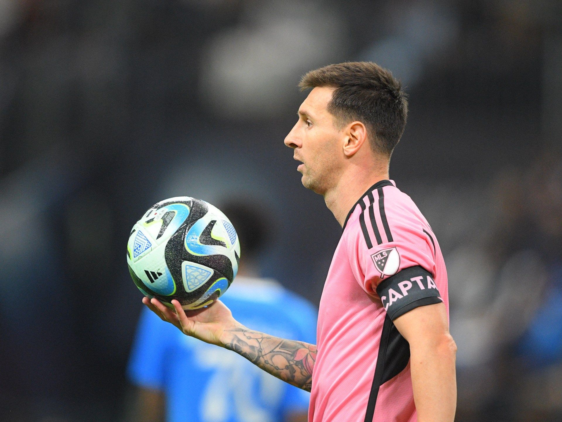 ميسي: أشعر بالخوف دائما وإنتر ميامي فريقي الأخير - موقع الخليج الان