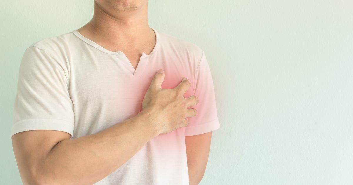 حرقة المعدة قد تكون خطيرة.. 3 علامات احذرها