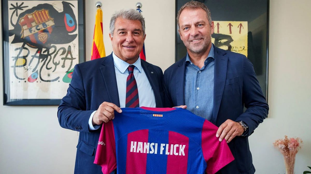 سيبرم صفقاته بشكل طبيعي.. برشلونة يقترب من العودة إلى قاعدة 1/1