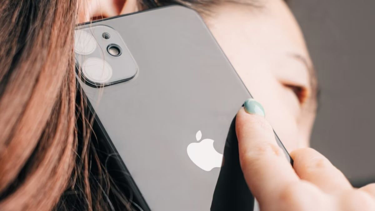 تسجيل المكالمات وتلخيصها.. هذا ما تقدمه أبل لمستخدميها