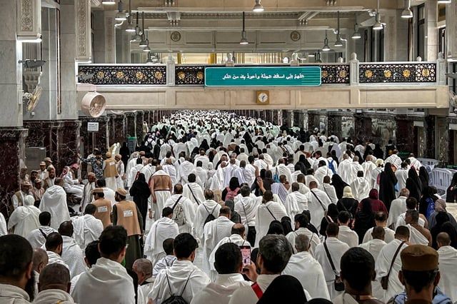 عشية عرفة.. مشاهد من الحج في يوم التروية (صور)