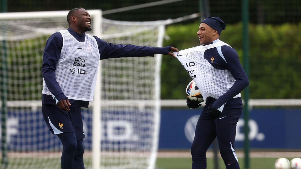 "لا أشبه سلاحف النينجا".. ماركوس تورام يمازح صحفيًا ناداه باسم مبابي