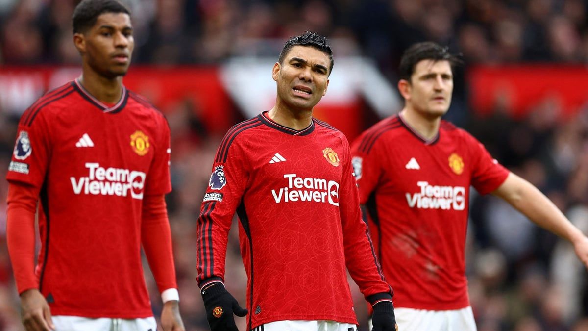 الأهلي السعودي ينسحب من صفقة نجم مانشستر يونايتد