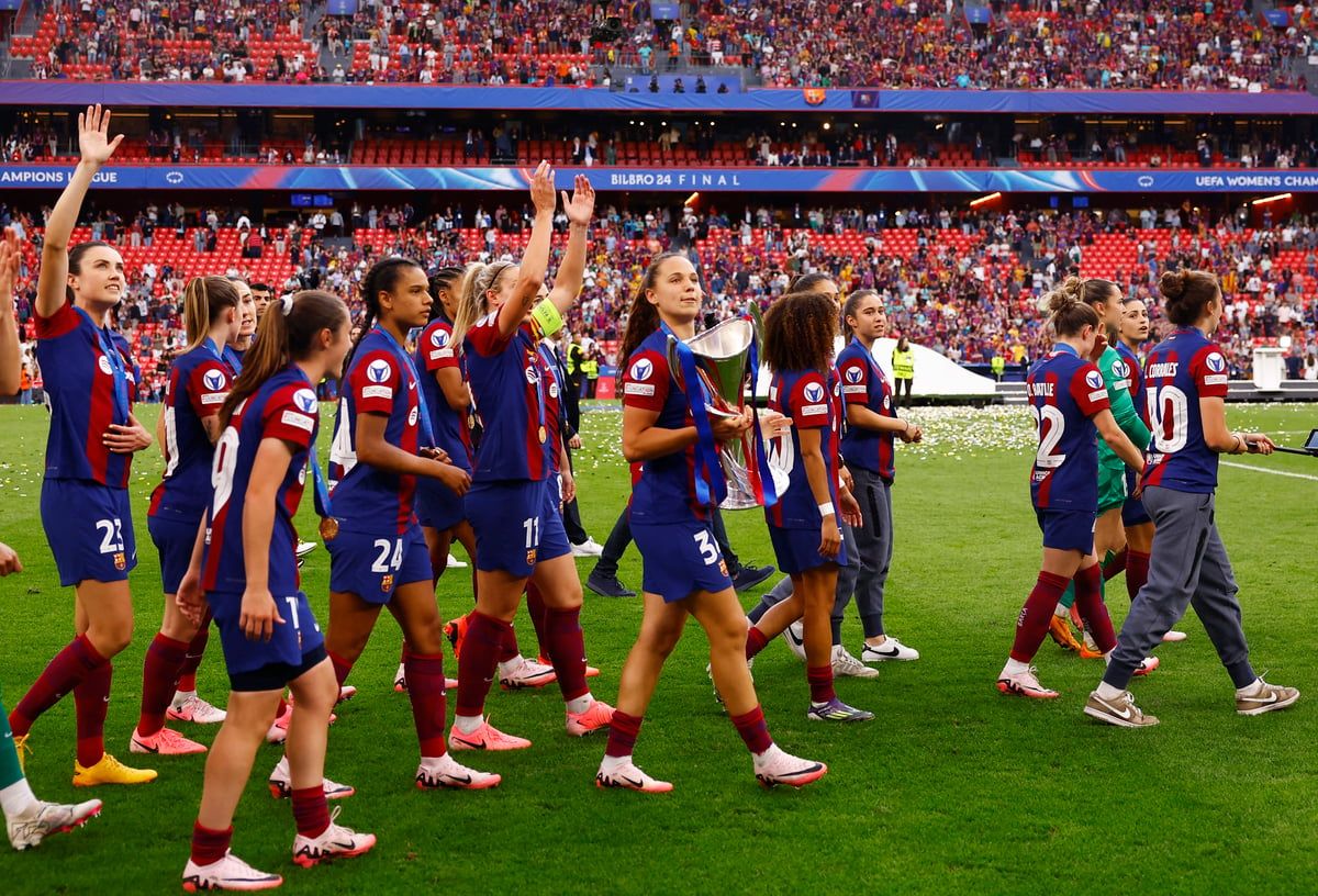 سرّ منع لاعبات برشلونة من تبادل القمصان