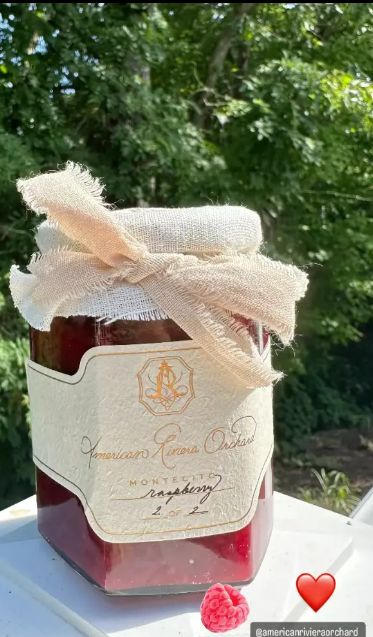 قبل ظهور كيت ميدلتون بساعات.. ميغان ماركل تروّج لـ"مربى التوت"