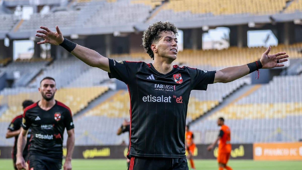 "عرض أسطوري" لإمام عاشور نجم الأهلي المصري