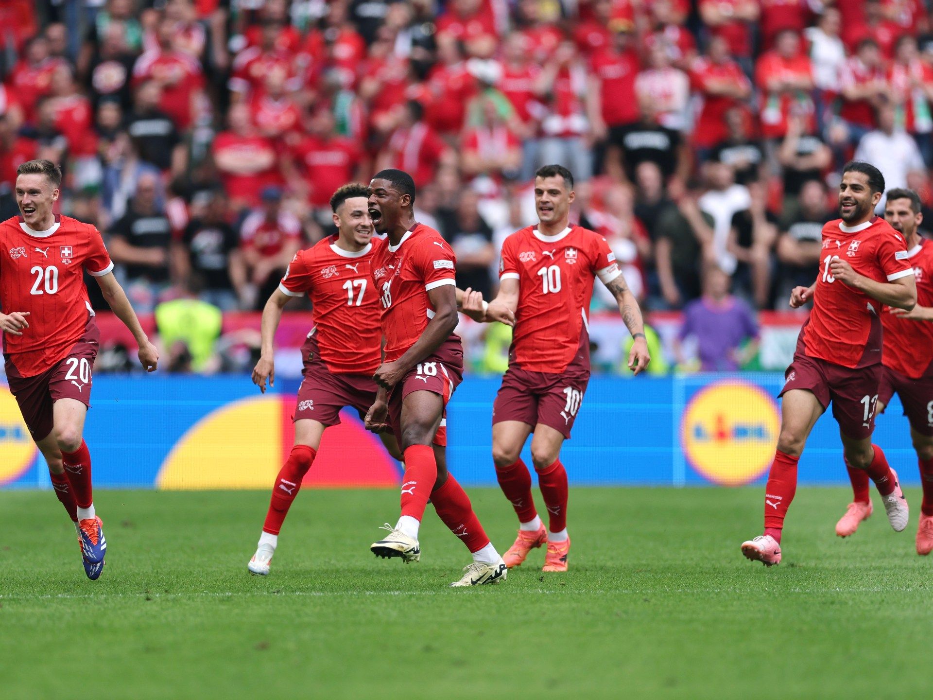 سويسرا تغير ملعب التدريب في يورو 2024 بسبب سوء حالته - موقع الخليج الان