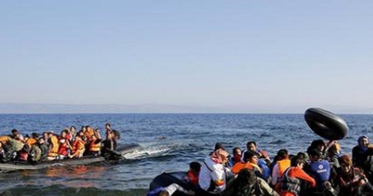 مقتل 10 مهاجرين إثر غرق قارب في البحر المتوسط