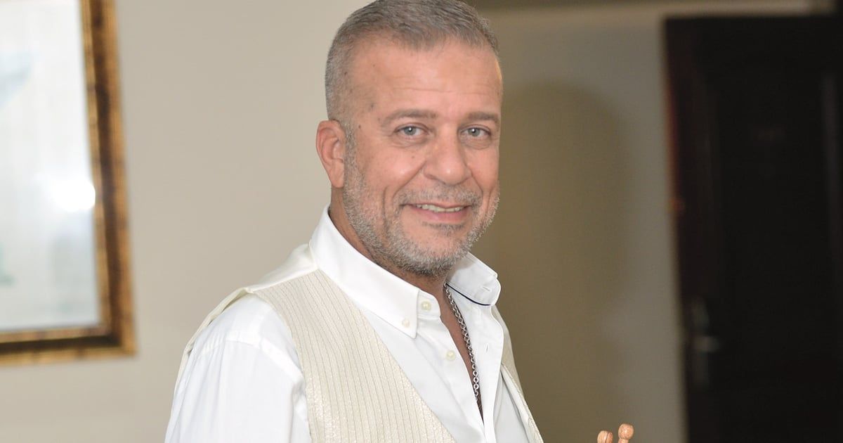 شريف منير يستبدل أضحية العيد بـ"بطيخة" (فيديو)