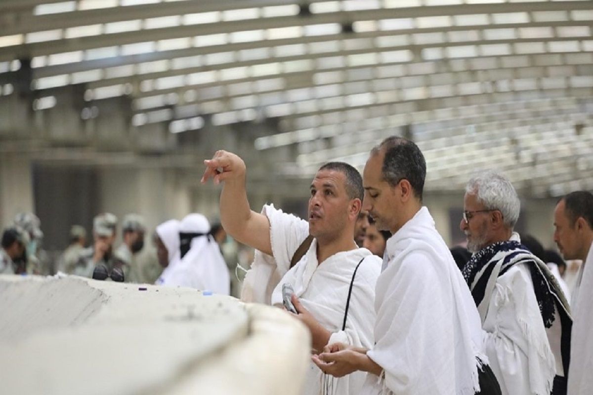 في أولى "أيام التشريق"…لقطات تهز القلوب من صحن الطواف لمواصلة المناسك - موقع الخليج الان