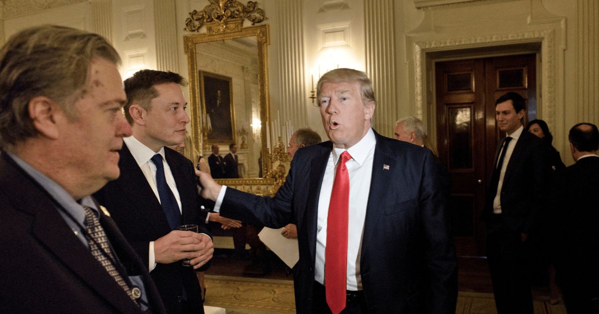 بزنس إنسايدر: فوز ترامب قد يضر بمصالح ماسك