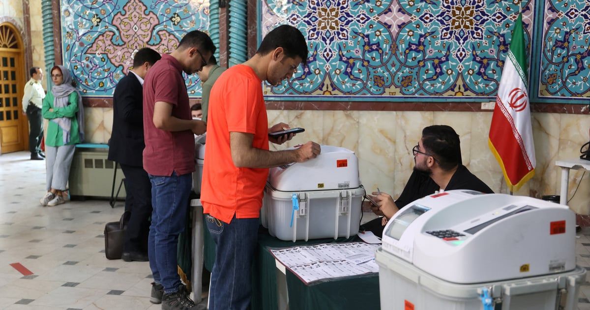 إيران.. استطلاعات الرأي بشأن الانتخابات الرئاسية تشعل سجالا حادا