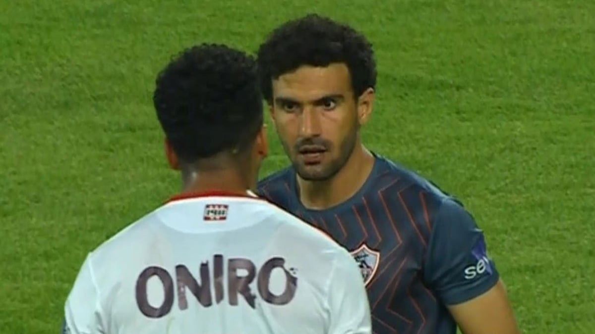 اشتباك بالأيدي بين ثنائي الزمالك في غرفة الملابس