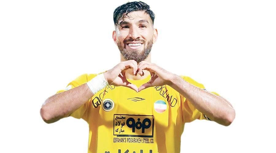 كلباء يسعى إلى ضم الإيراني شهريار.. ويعسكر في التشيك