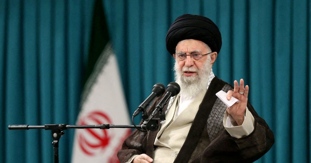 لنقله مواقف "غير موثوقة".. خامنئي يحذر المرشح المتشدد زاكاني