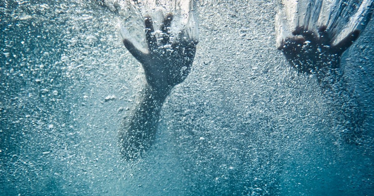 مصر.. أب يشاهد غرق ابنه أمام عينيه دون التمكن من مساعدته