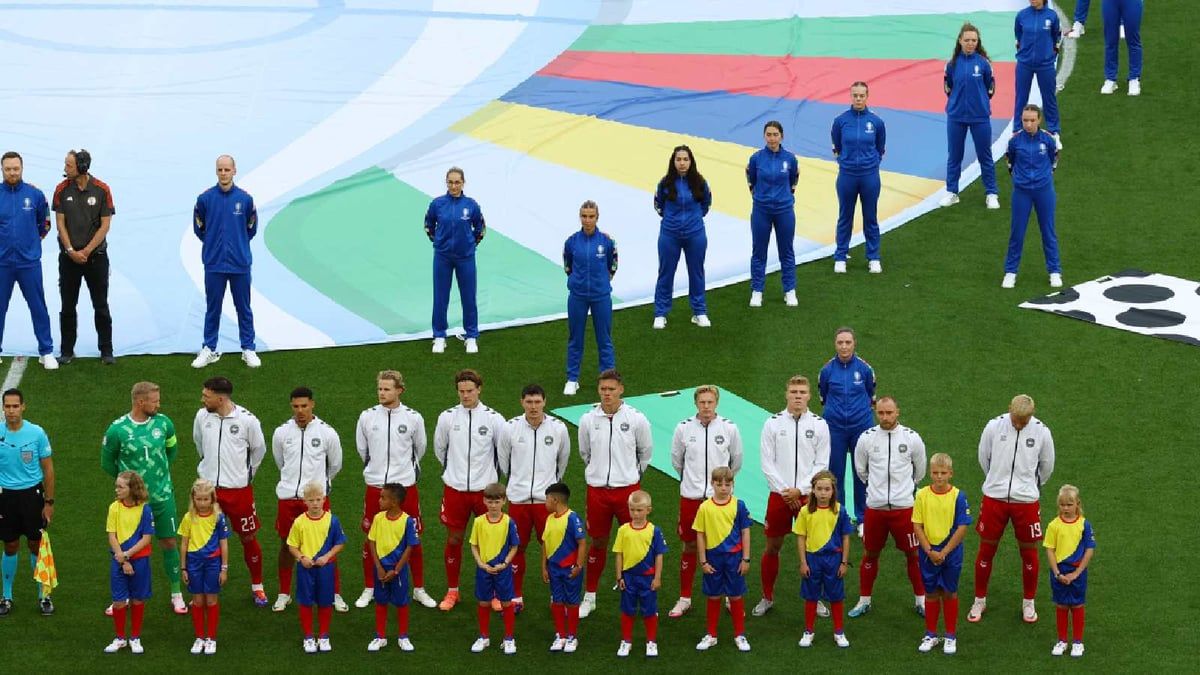 تغطية مباشرة لمباراة سلوفينيا وصربيا