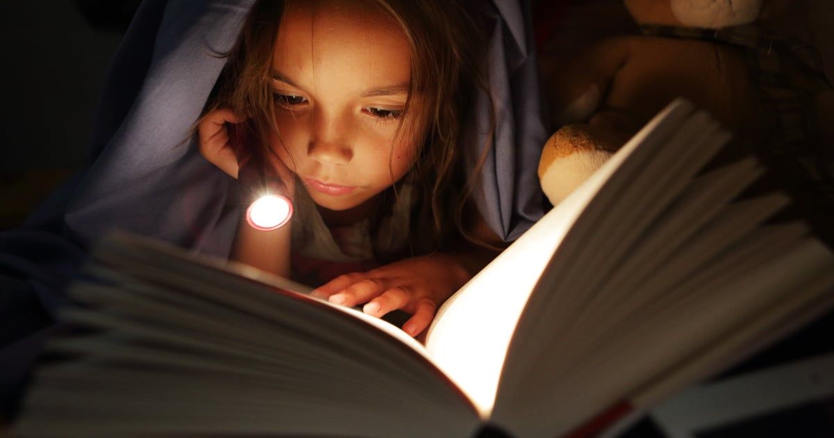 فرط القراءة.. اضطراب يعيق تعلم طفلك
