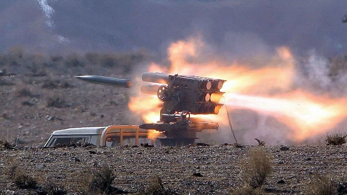 إسرائيل تغتال قياديًا في "حزب الله".. والميليشيا ترد بعشرات الصواريخ